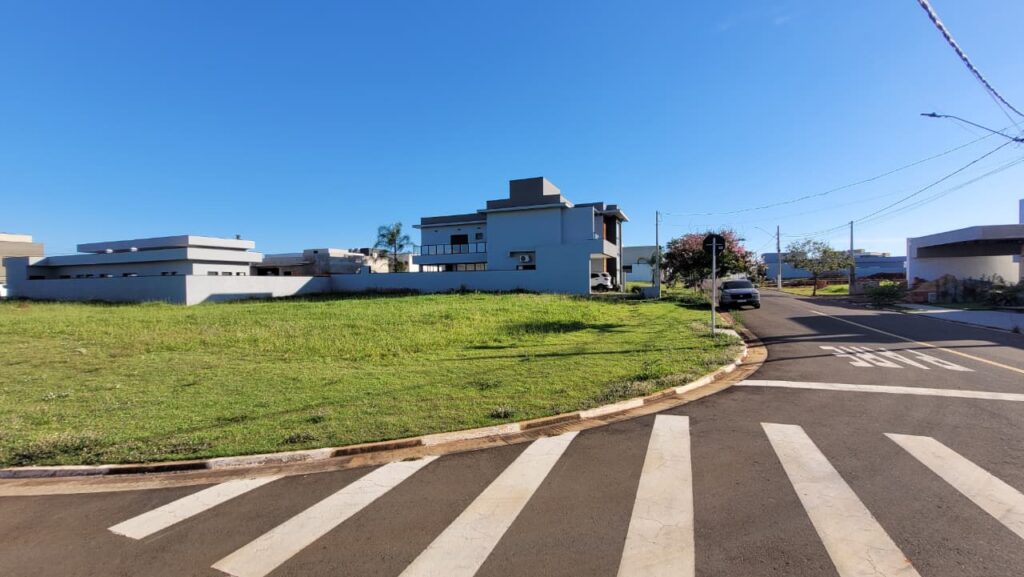 WhatsApp Image 2025-12-01 at 15.33.46 (1)