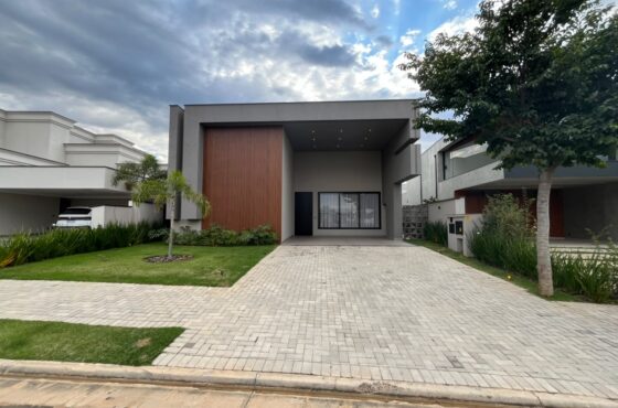 ALPHAVILLE 4 – 269m² – 4 Suítes – Piscina – Votorantim/SP